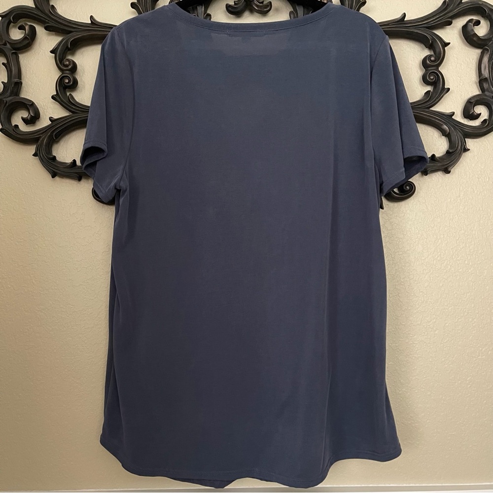 Green Envelope Short Sleeve V-Neck Top Sz L - Picture 4 of 11
